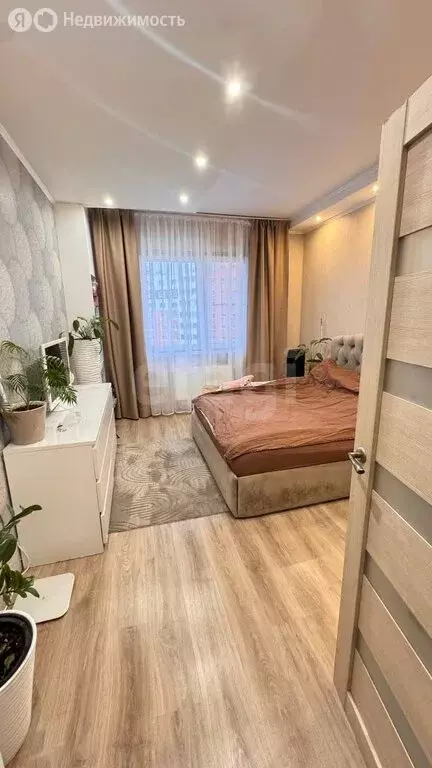 3-комнатная квартира: Тверь, улица Склизкова, 116к4 (76 м) - Фото 2