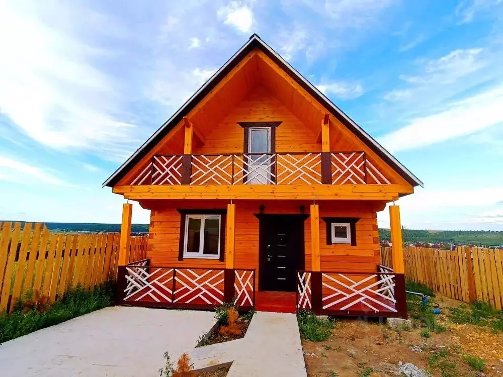 Дом в Иркутская область, Иркутский муниципальный округ, с. Урик пер. ... - Фото 0