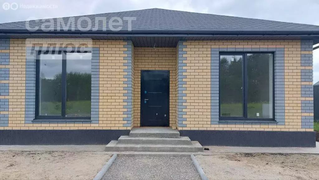 Дом в село Ембаево, улица Калинина (86 м) - Фото 0