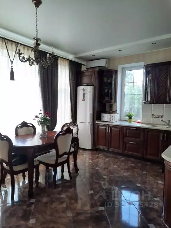 Дом в Ростовская область, Аксай ул. Луначарского (235 м) - Фото 2