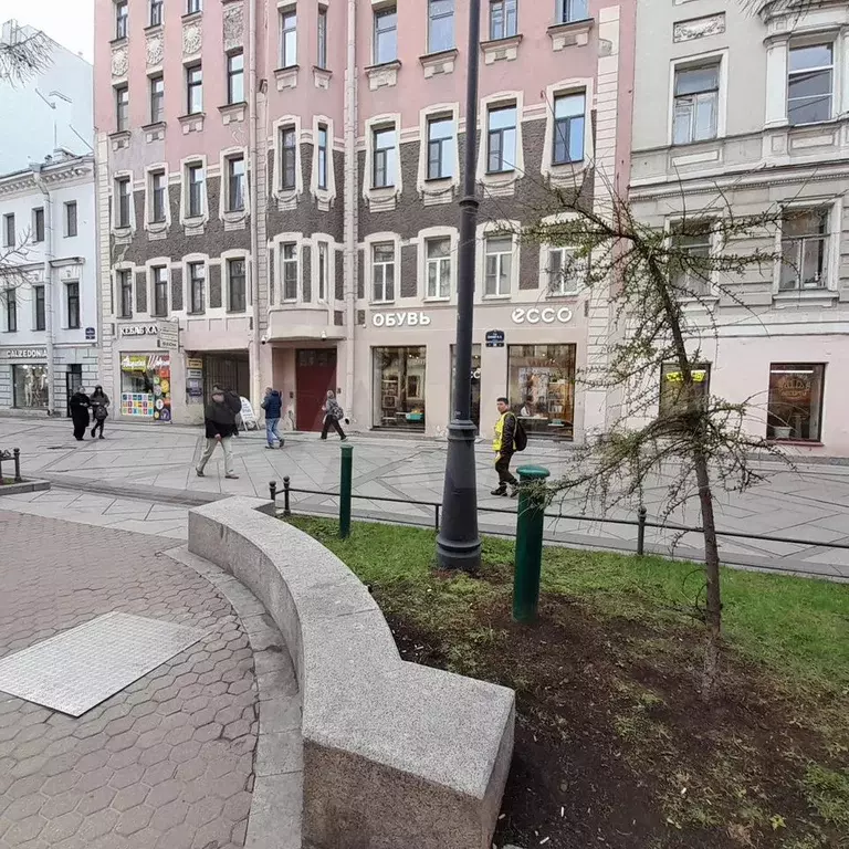 Квартира-студия, 111 м, 1/5 эт. - Фото 1