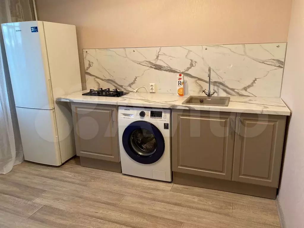 2-к. квартира, 55 м, 7/10 эт. - Фото 1