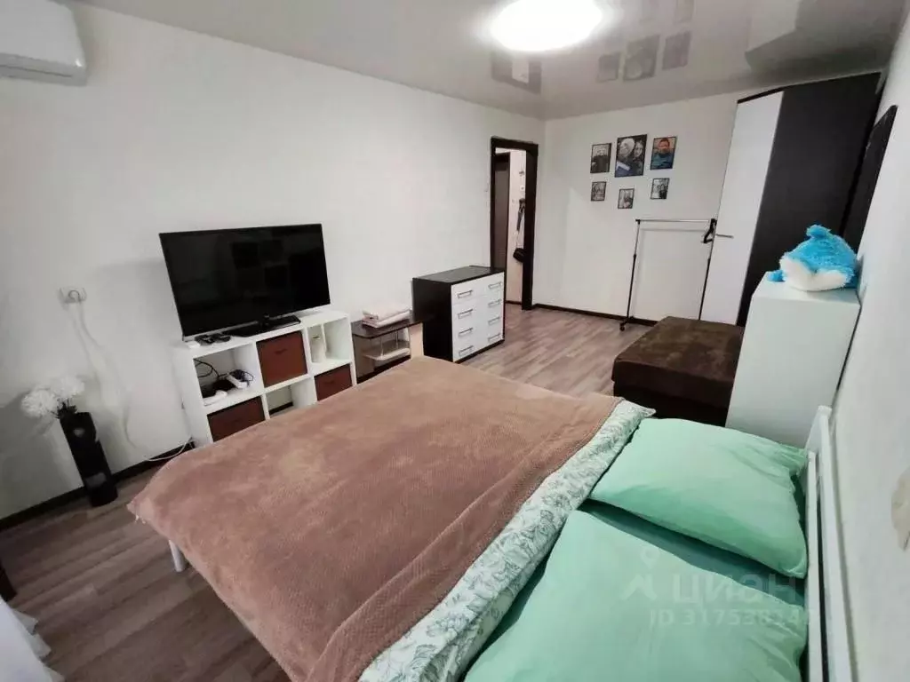 1-к кв. Волгоградская область, Волгоград ул. Кирова, 109А (33.0 м) - Фото 2