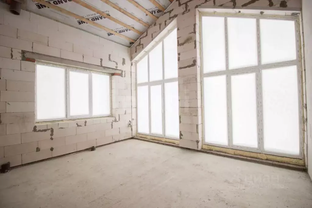 Дом в Калужская область, Калуга Секиотовская ул., 1 (93 м) - Фото 1