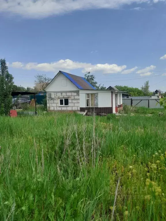 Дом в Саратовская область, Саратов Локомотив СНТ,  (93 м) - Фото 1