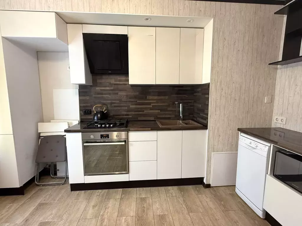 Продаётся 2-к квартира, 50 м - Фото 0