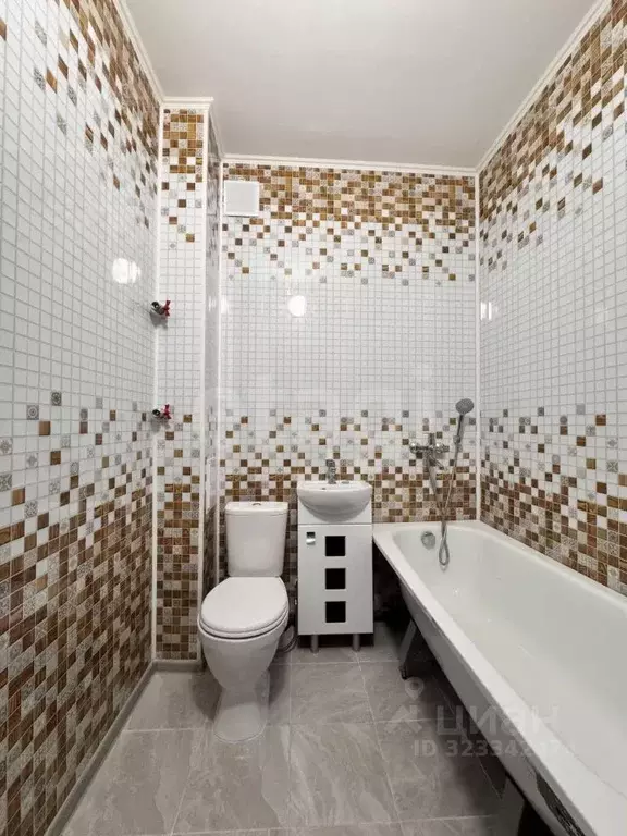 1-к кв. Башкортостан, Стерлитамак просп. Октября, 44 (37.7 м) - Фото 1