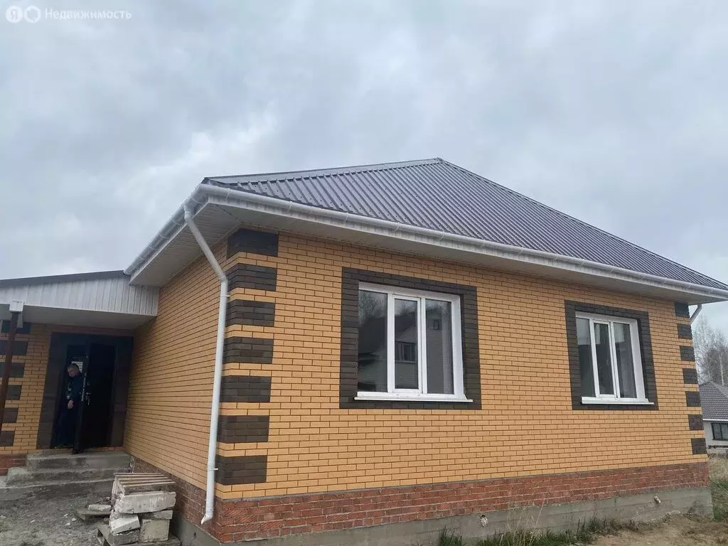 Дом в посёлок Садовый, Спортивная улица (160 м) - Фото 1