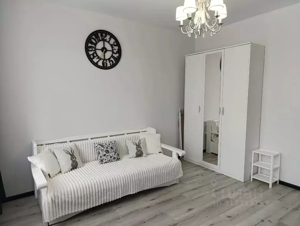 Студия Приморский край, Владивосток ул. Адмирала Фокина, 8 (28.0 м) - Фото 1