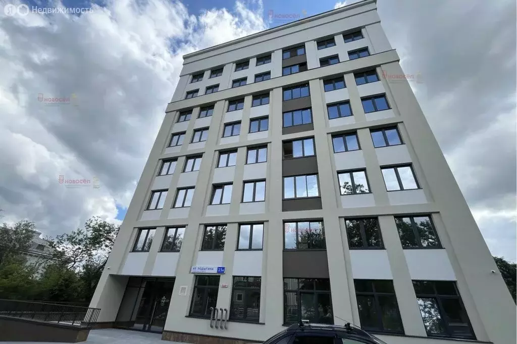 1-комнатная квартира: Екатеринбург, улица Лодыгина, 15А (55 м) - Фото 0