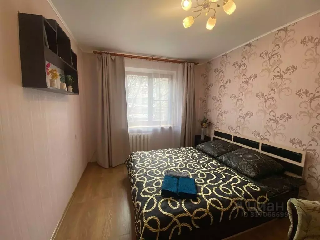 2-к кв. Вологодская область, Череповец Октябрьский просп., 50 (50.0 м) - Фото 0