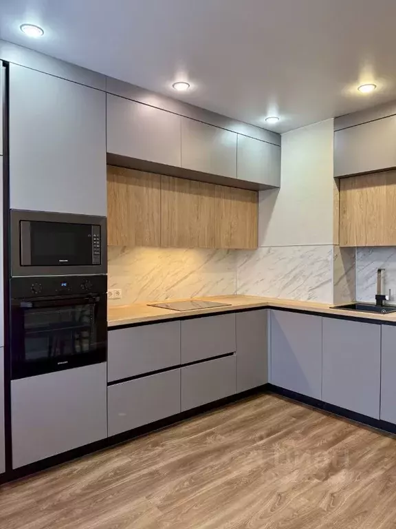 3-к кв. Санкт-Петербург пос. Шушары, ул. Вишерская, 24 (74.8 м) - Фото 1