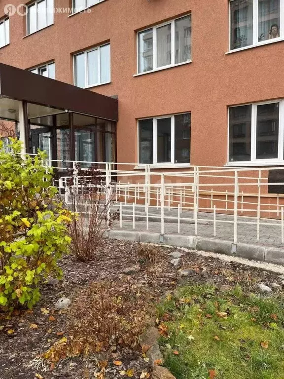 2-комнатная квартира: Кемерово, Московский проспект, 18к1 (58 м) - Фото 0