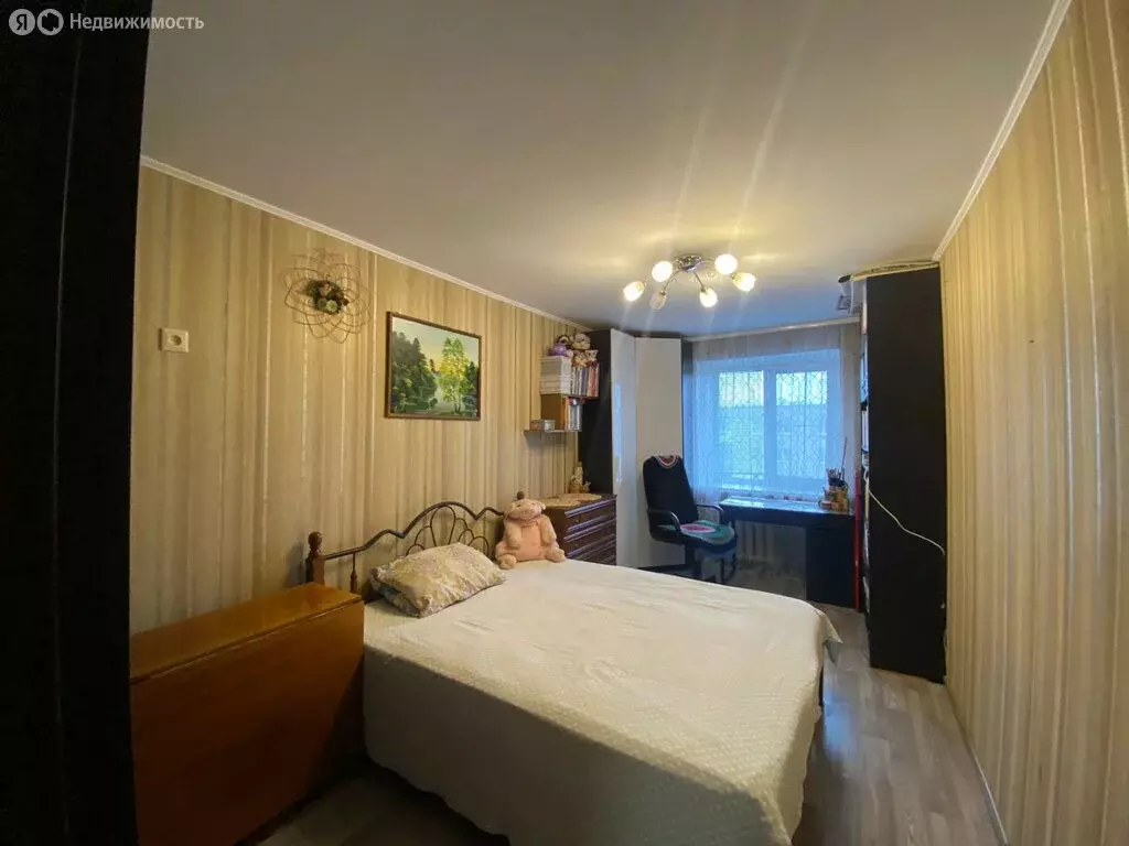 3-комнатная квартира: Туринск, улица Спорта, 36 (59 м) - Фото 1