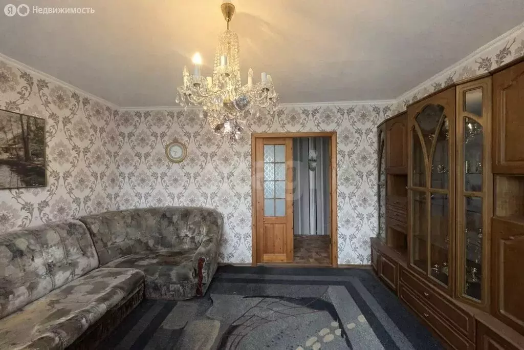 4-комнатная квартира: Ачинск, 8-й микрорайон, 7 (88.7 м) - Фото 1