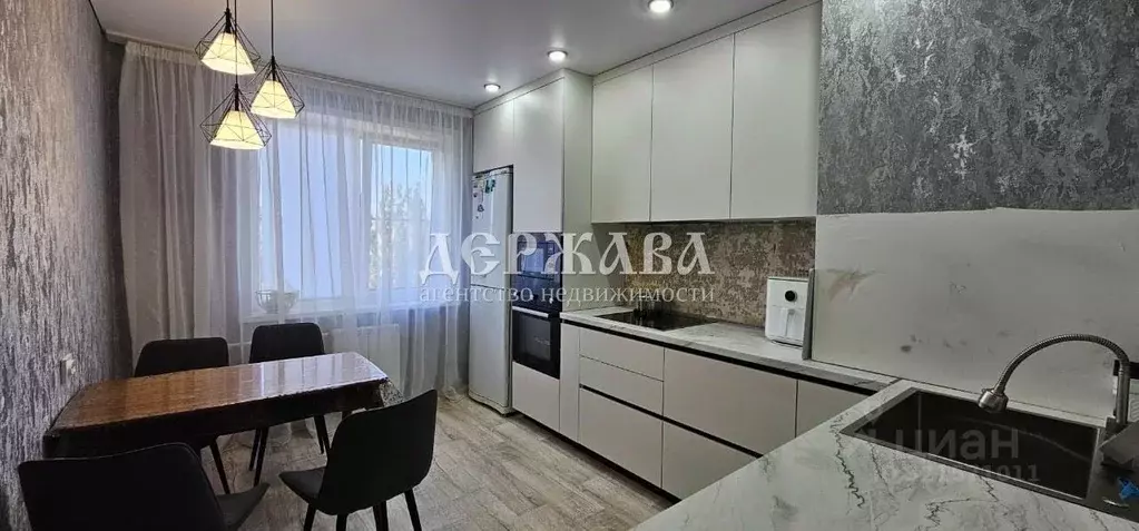 3-к кв. Белгородская область, Старый Оскол Олимпийский мкр, 20А (64.0 ... - Фото 1