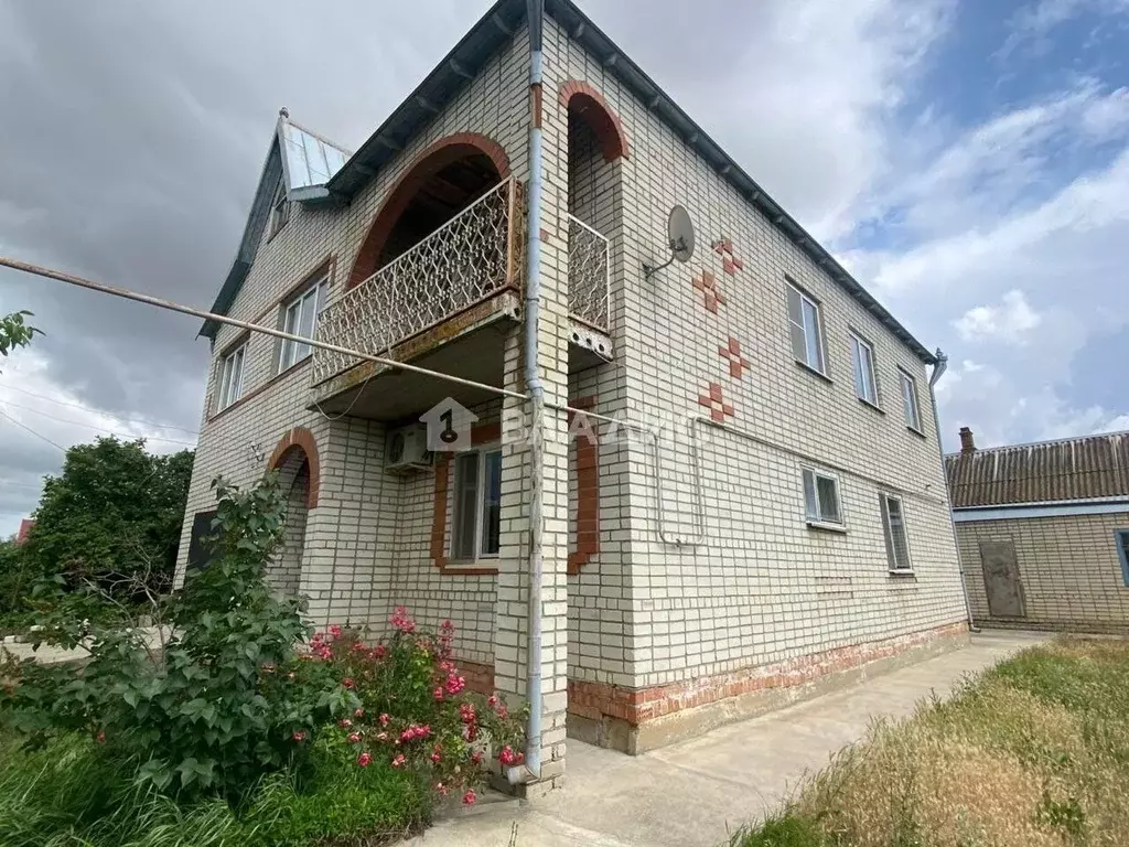 Дом в Краснодарский край, Ейский район, Кухаривское с/пос, с. ... - Фото 2