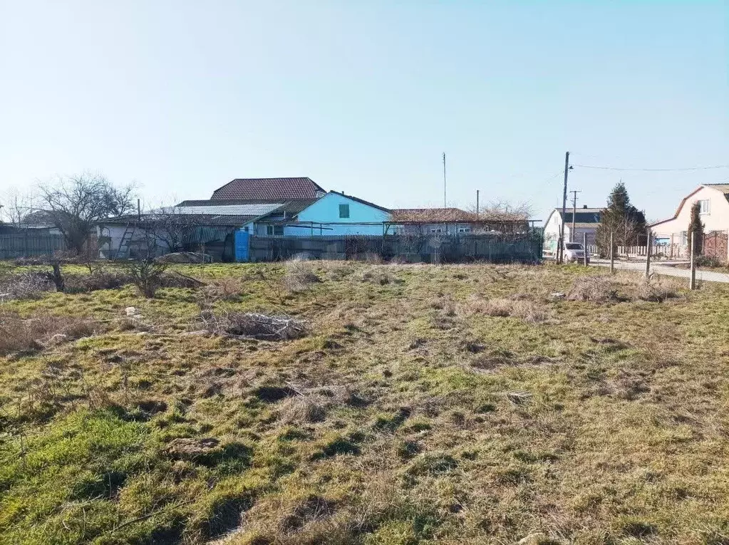 Участок в Крым, Кировский район, с. Владиславовка ул. Гоголя (6.0 ... - Фото 1