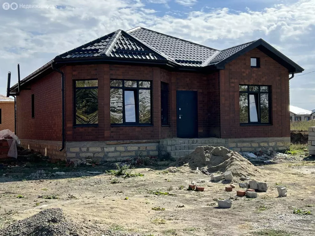 Дом в Михайловск, улица Ишкова (140 м) - Фото 1