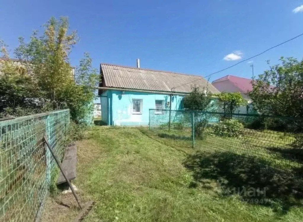 Дом в Липецкая область, Грязинский район, Ярлуковский сельсовет, с. ... - Фото 1