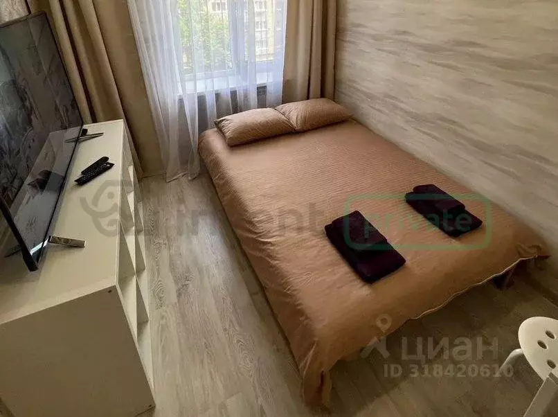 2-к кв. Калининградская область, Калининград ул. Горького, 12 (22.7 м) - Фото 0