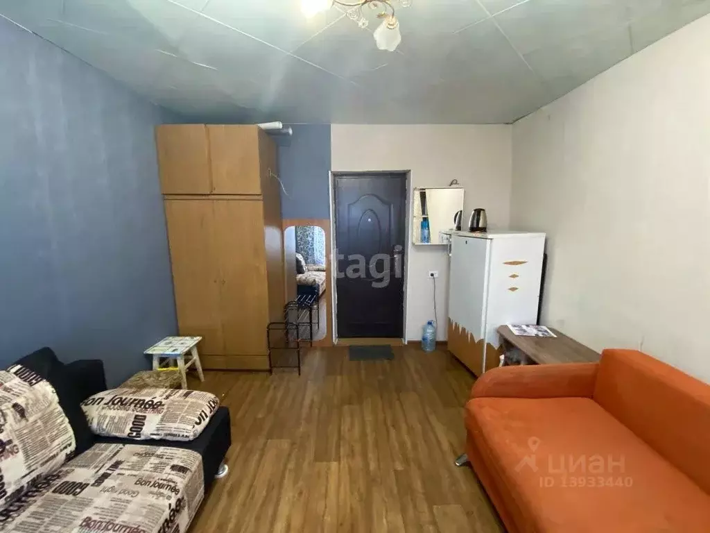 Комната Тюменская область, Тюмень Волгоградская ул, 70 (12.9 м) - Фото 1