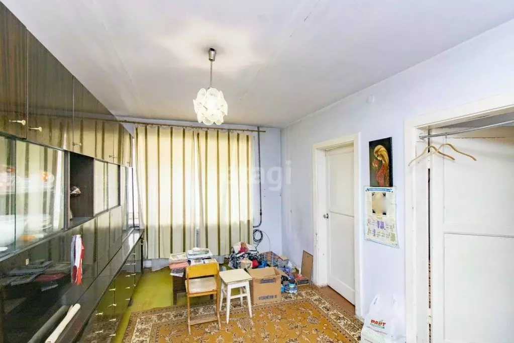 4-к кв. Тюменская область, Тюмень проезд Геологоразведчиков, 16 (61.0 ... - Фото 0