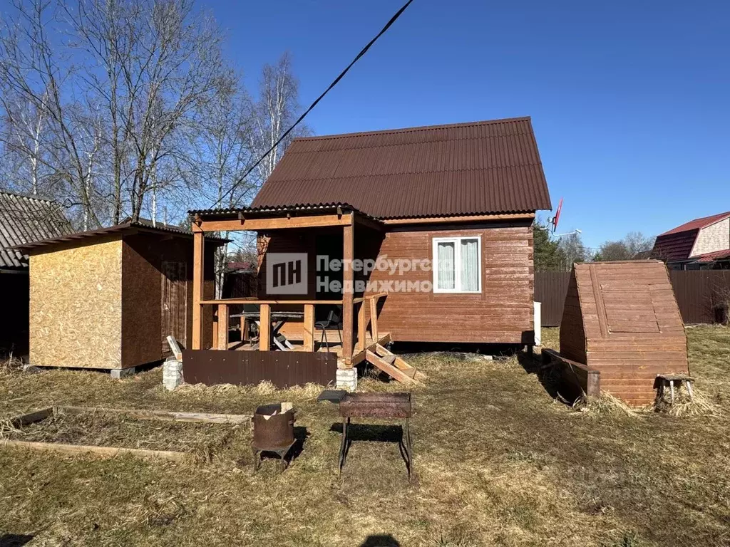 Дом в Ленинградская область, Кировское городское поселение, Грибное ... - Фото 1