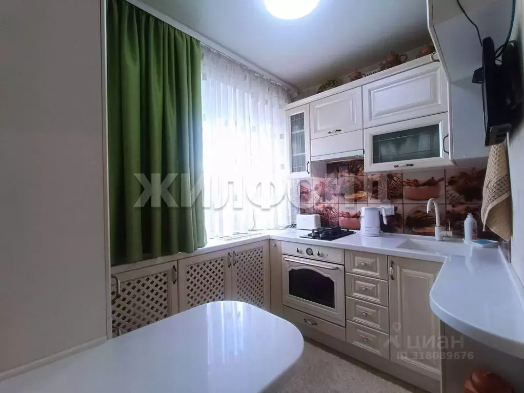 2-к кв. Новосибирская область, Колывань рп ул. Чехова, 4Б (39.7 м) - Фото 0