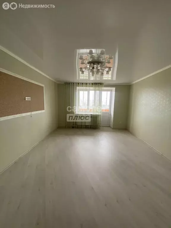 3-комнатная квартира: Октябрьский, 34-й микрорайон, 16 (74 м) - Фото 1
