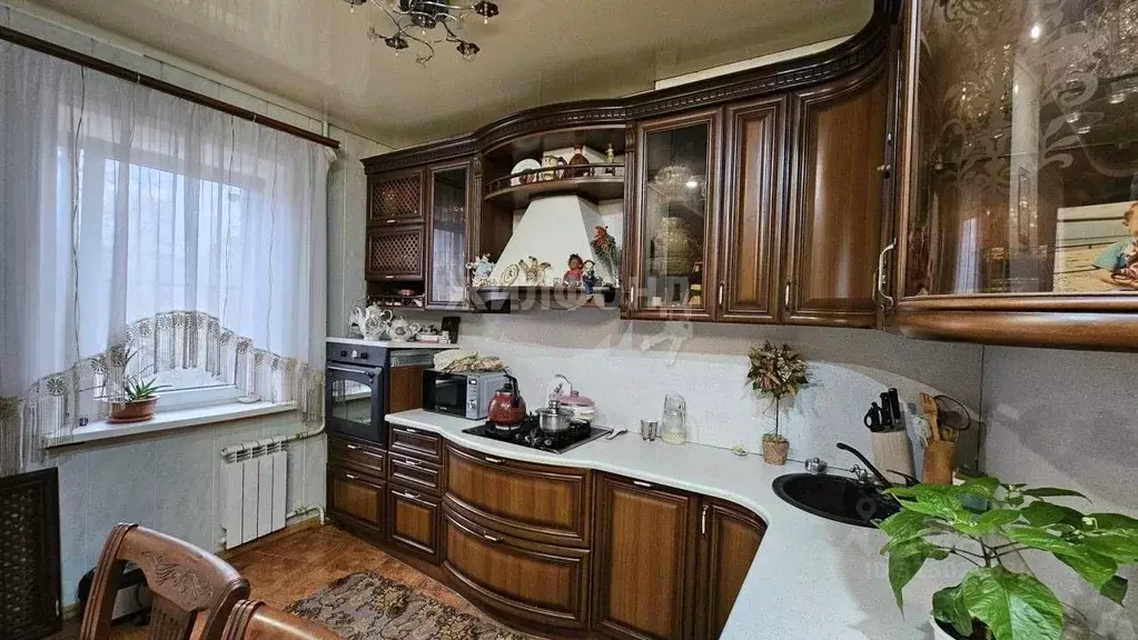 4-к кв. Астраханская область, Астрахань Звездная ул., 45/1 (77.0 м) - Фото 0