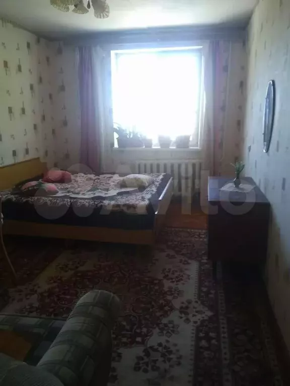 Комната 18 м в 3-к., 3/5 эт. - Фото 0
