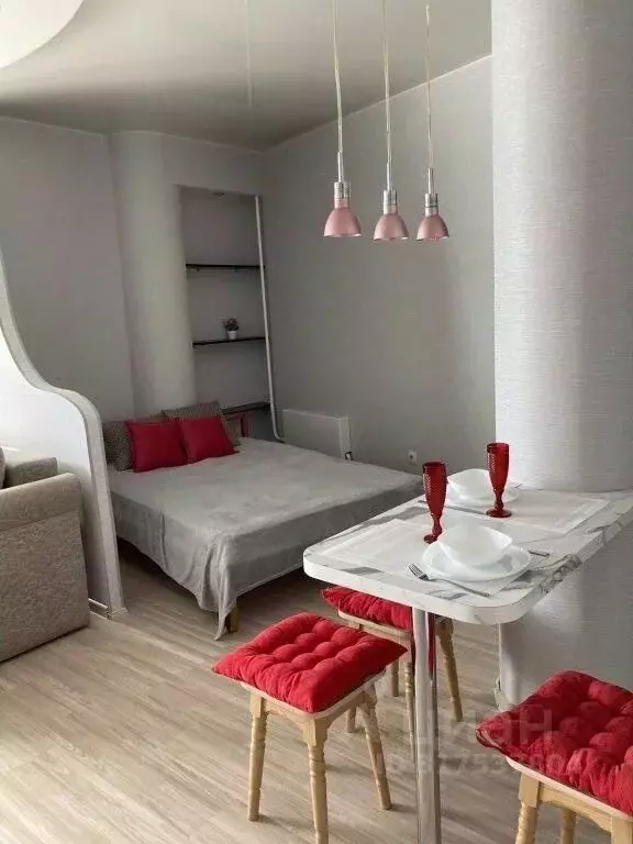 1-к кв. Тюменская область, Тюмень ул. 50 лет ВЛКСМ, 13к1 (35.0 м) - Фото 1