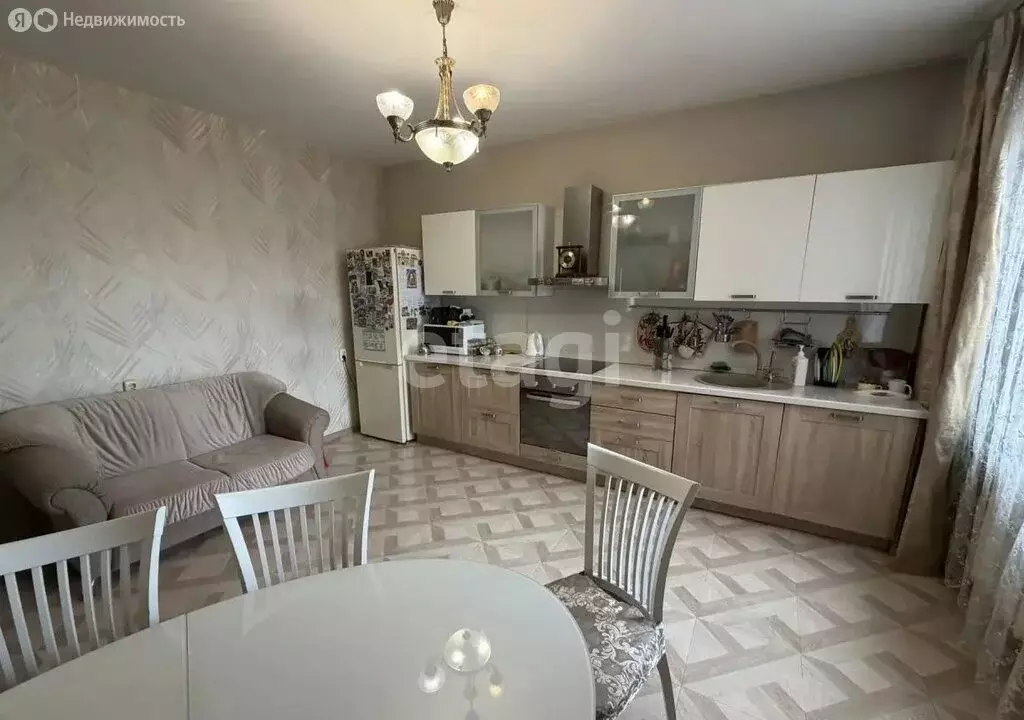 3-комнатная квартира: Улан-Удэ, улица Бабушкина, 13А (135.5 м) - Фото 2