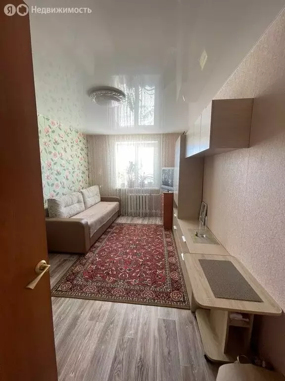 3-комнатная квартира: Каменск-Уральский, улица Котовского, 8 (58.1 м) - Фото 2