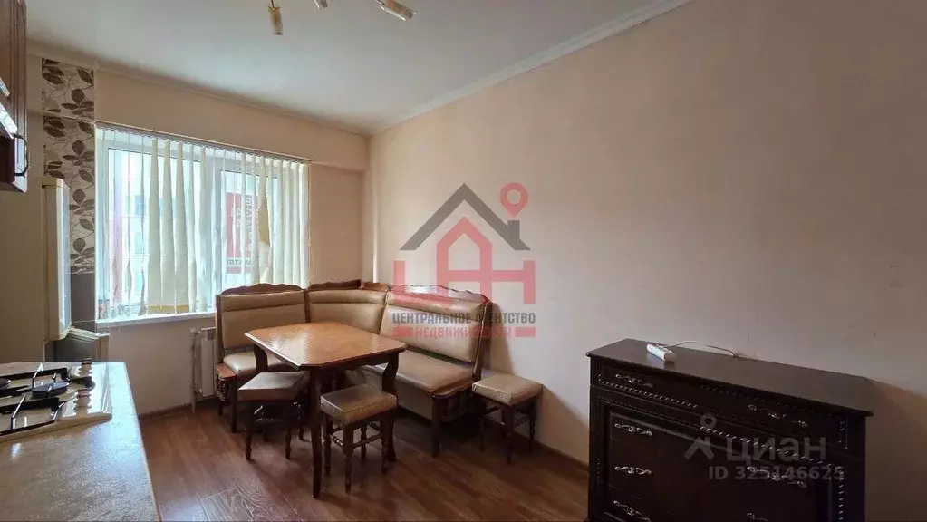 2-к кв. Ставропольский край, Ессентуки ул. Орджоникидзе, 81К2 (75.7 м) - Фото 2