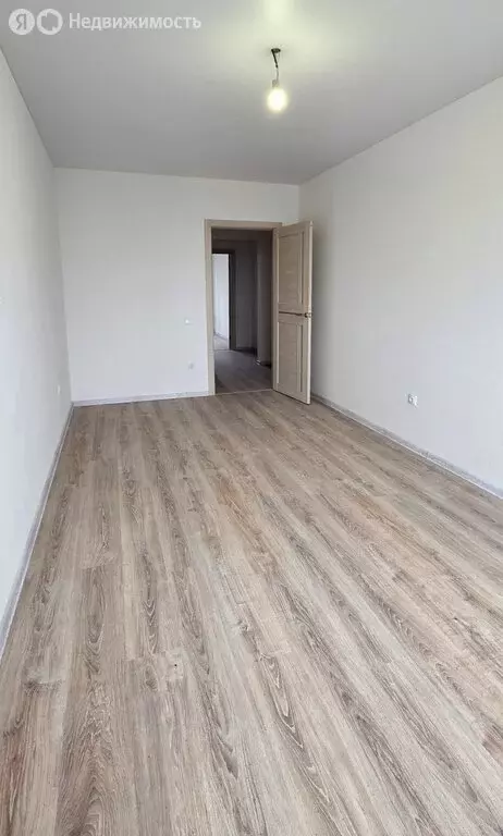 3-комнатная квартира: Курск, проспект Надежды Плевицкой, 15 (83 м) - Фото 2