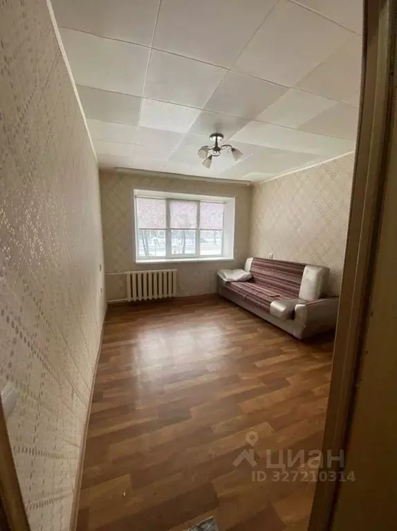 Комната Свердловская область, Новоуральск Комсомольская ул., 8 - Фото 1