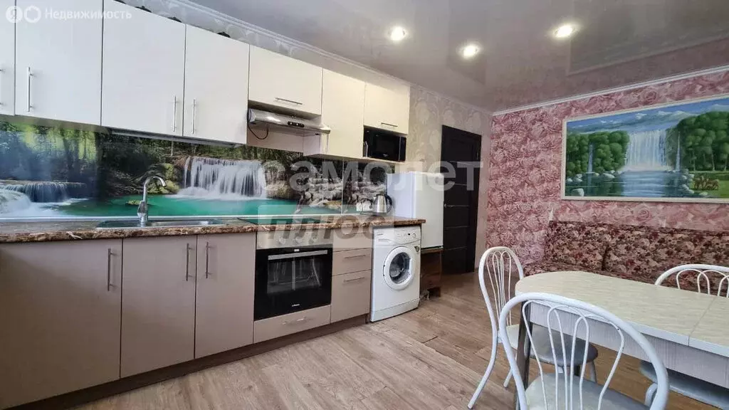 3-комнатная квартира: Белокуриха, улица Академика Мясникова, 24 (61.1 ... - Фото 1