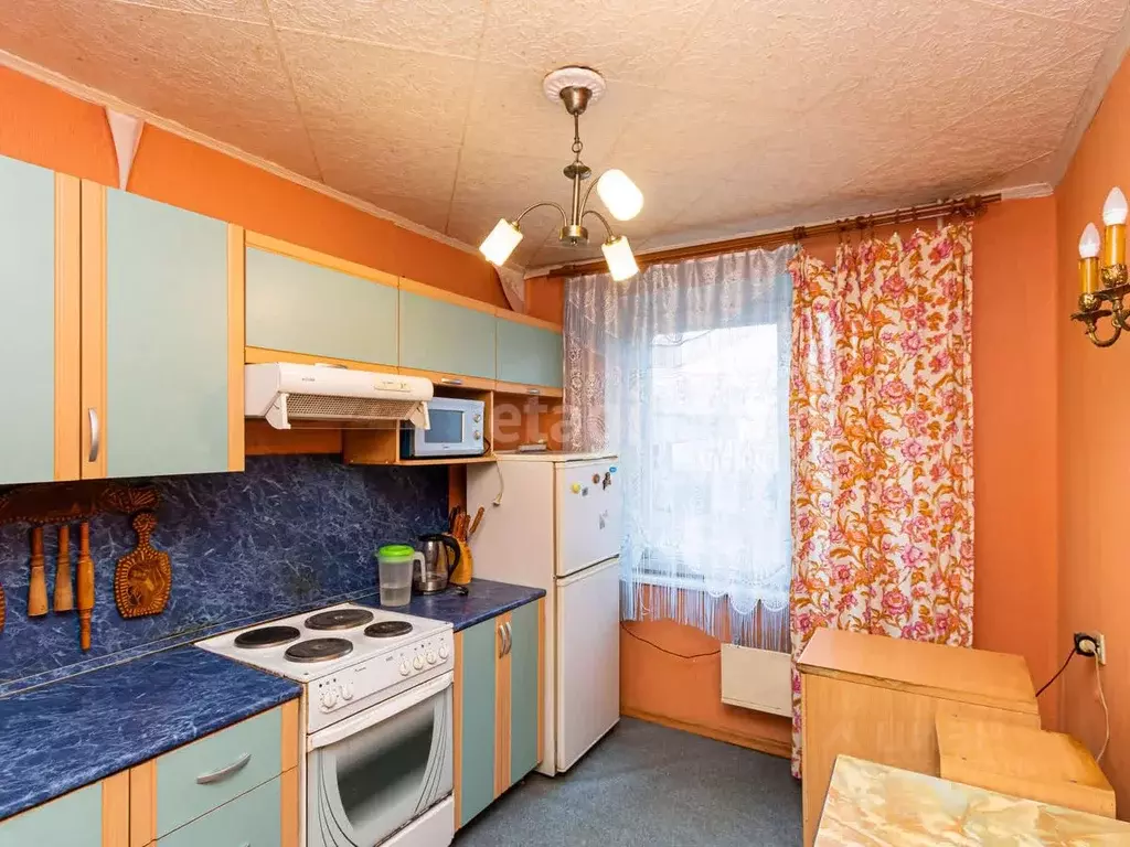 3-к кв. Тюменская область, Тюмень ул. Николая Чаплина, 123 (66.0 м) - Фото 1