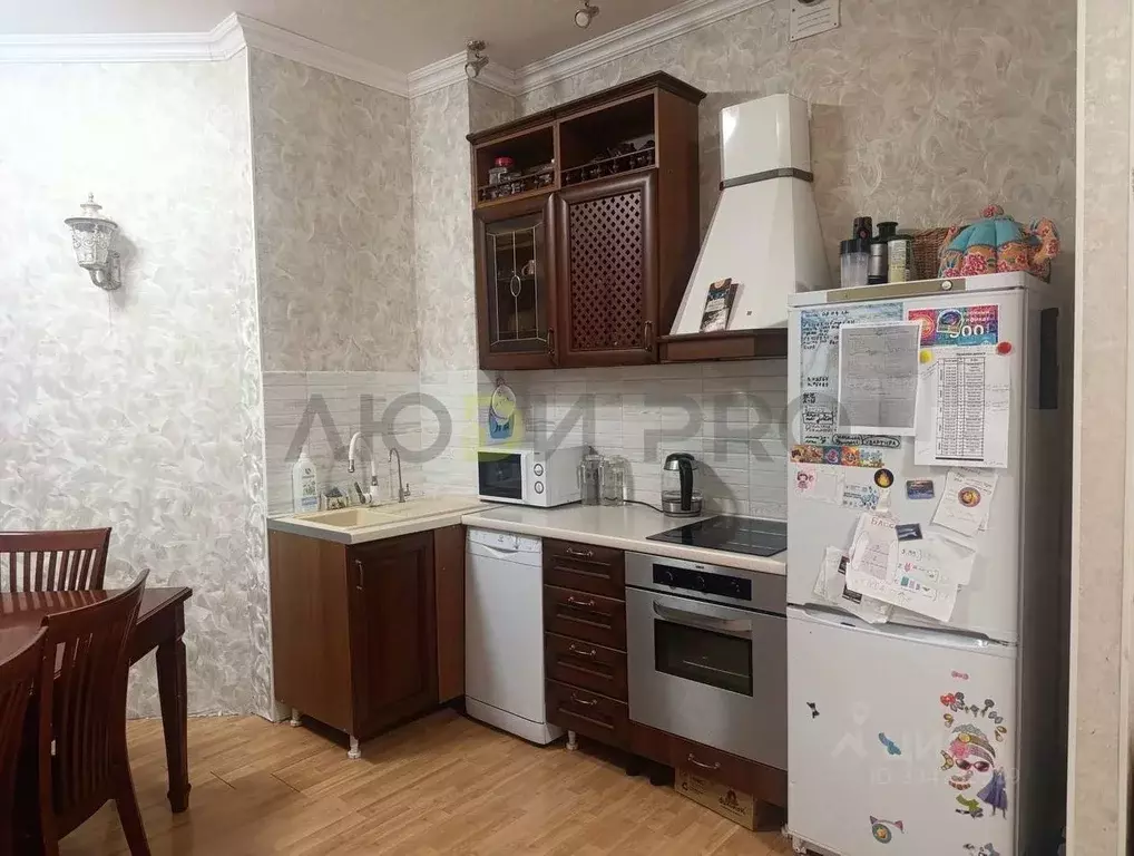2-к кв. Коми, Сыктывкар Первомайская ул., 40 (61.4 м) - Фото 2