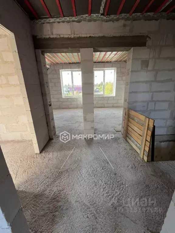 Дом в Ленинградская область, Кировский район, Синявинское городское ... - Фото 1