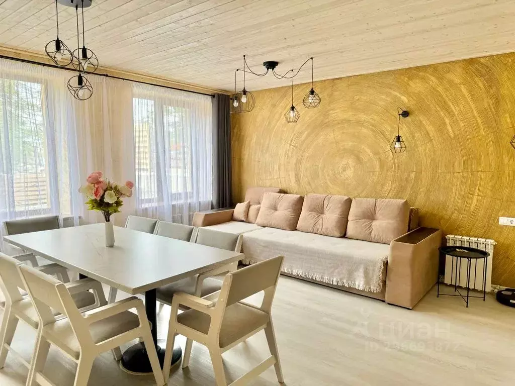 Дом в Башкортостан, Белорецкий район, Абзаковский сельсовет, с. ... - Фото 2