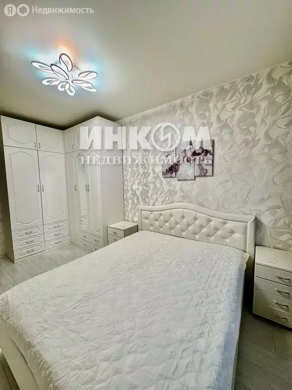 2-комнатная квартира: посёлок городского типа Свердловский, Молодёжная ... - Фото 2