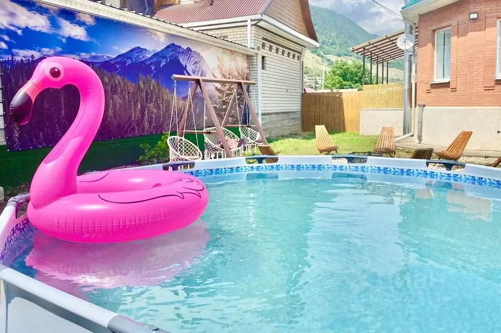 Дом в Карачаево-Черкесия, Теберда Карачаевский городской округ, ул. ... - Фото 1