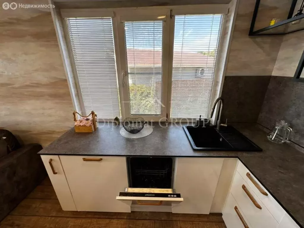 Дом в Находка, Северный проспект, 34 (100 м) - Фото 1