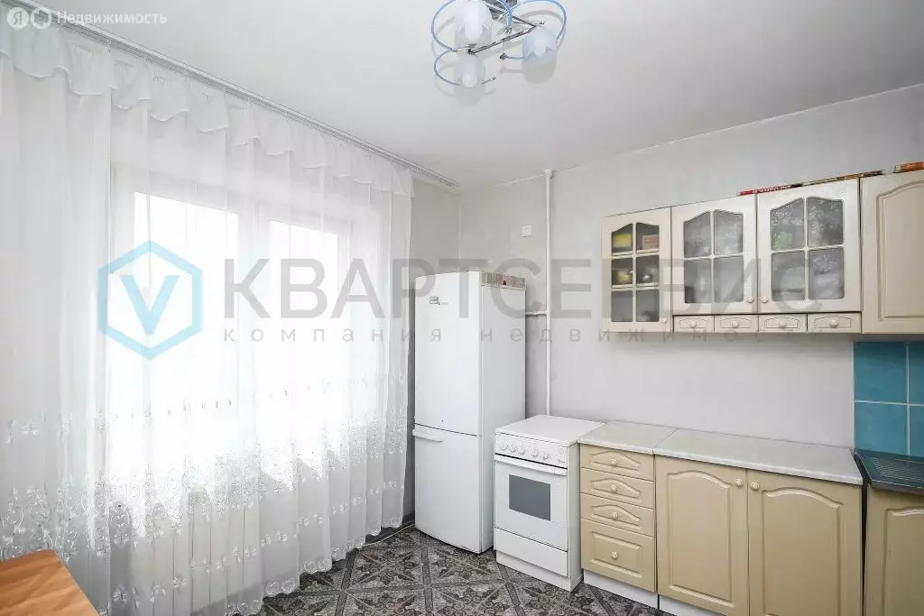 1-комнатная квартира: Омск, Заозёрная улица, 40 (37.1 м) - Фото 0