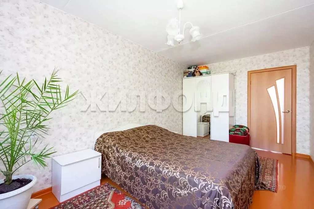 2-к кв. Новосибирская область, Новосибирск ул. Солидарности, 81 (44.2 ... - Фото 2