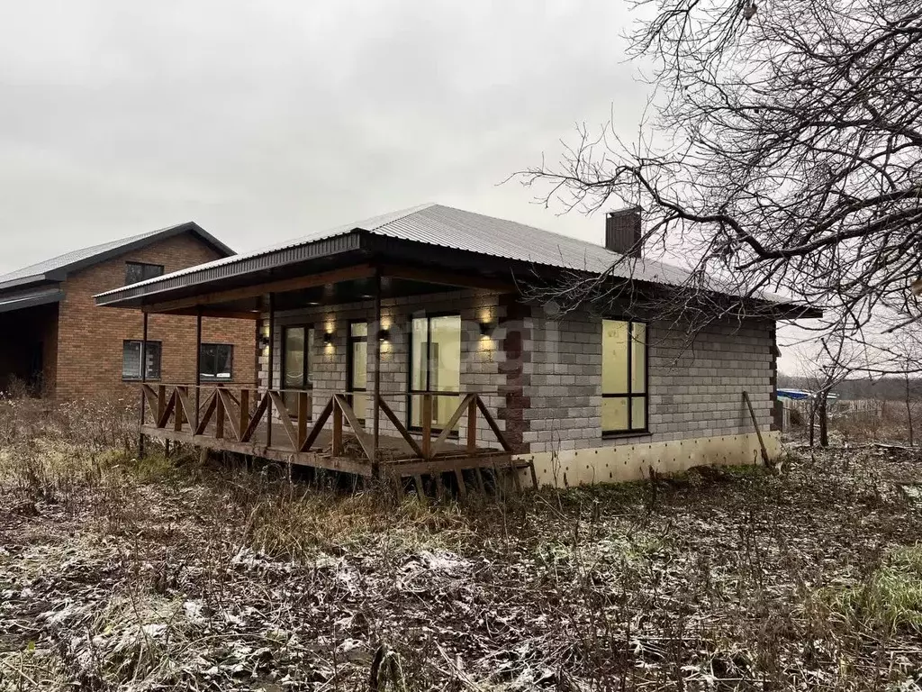 Дом в Башкортостан, Иглинский район, Акбердинский сельсовет, д. ... - Фото 2