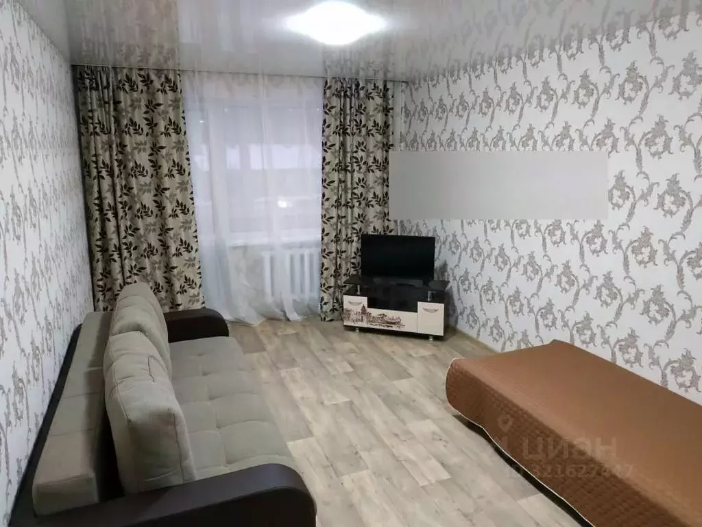 2-к кв. Карелия, Медвежьегорский муниципальный округ, Пиндуши пгт ул. ... - Фото 0